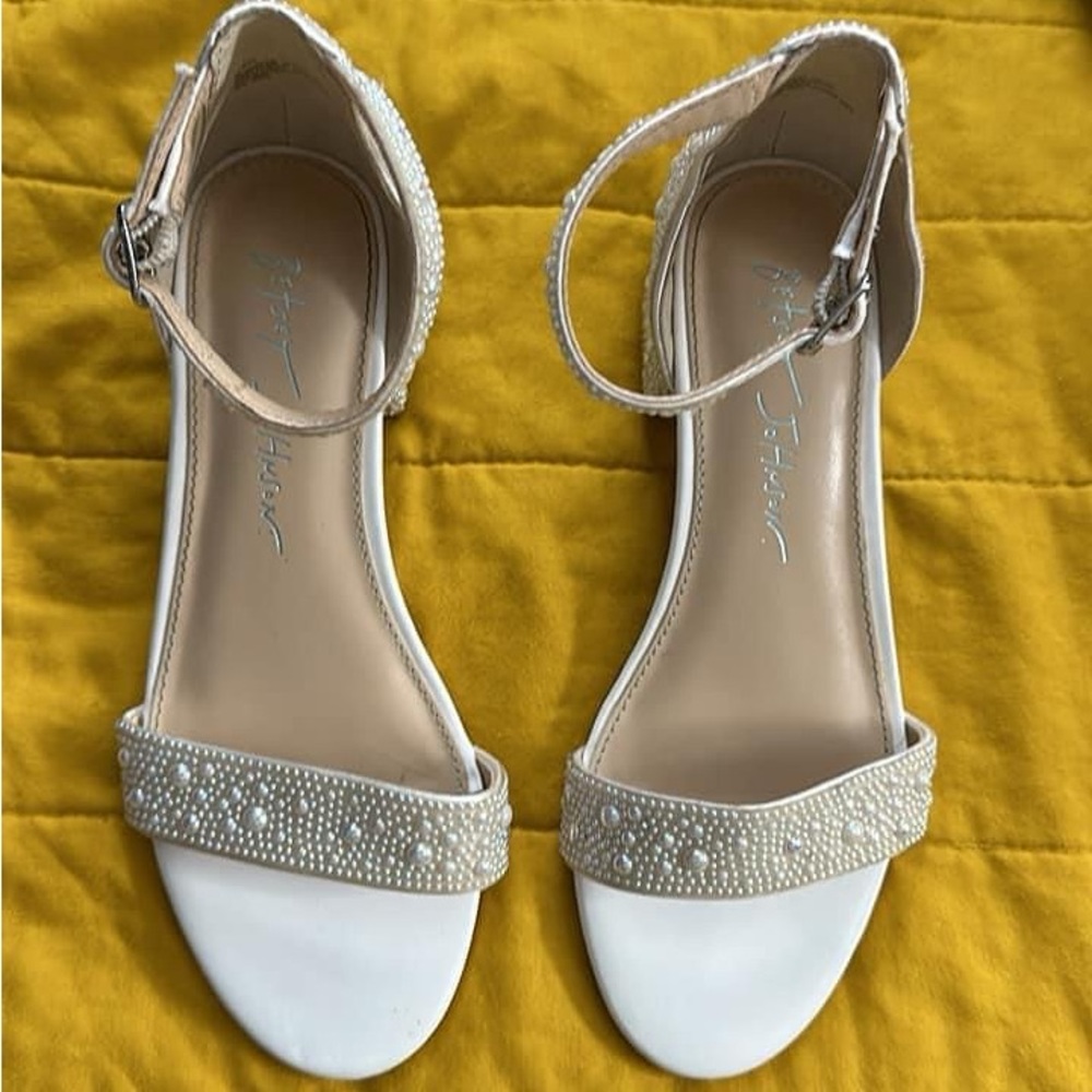 Betsey Johnson Shoes